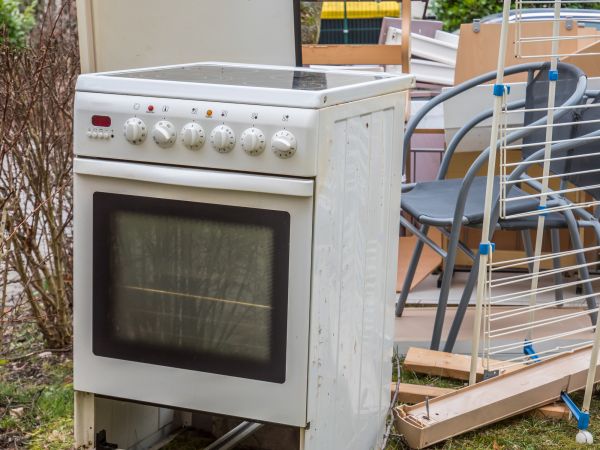Stove Appliance Removal